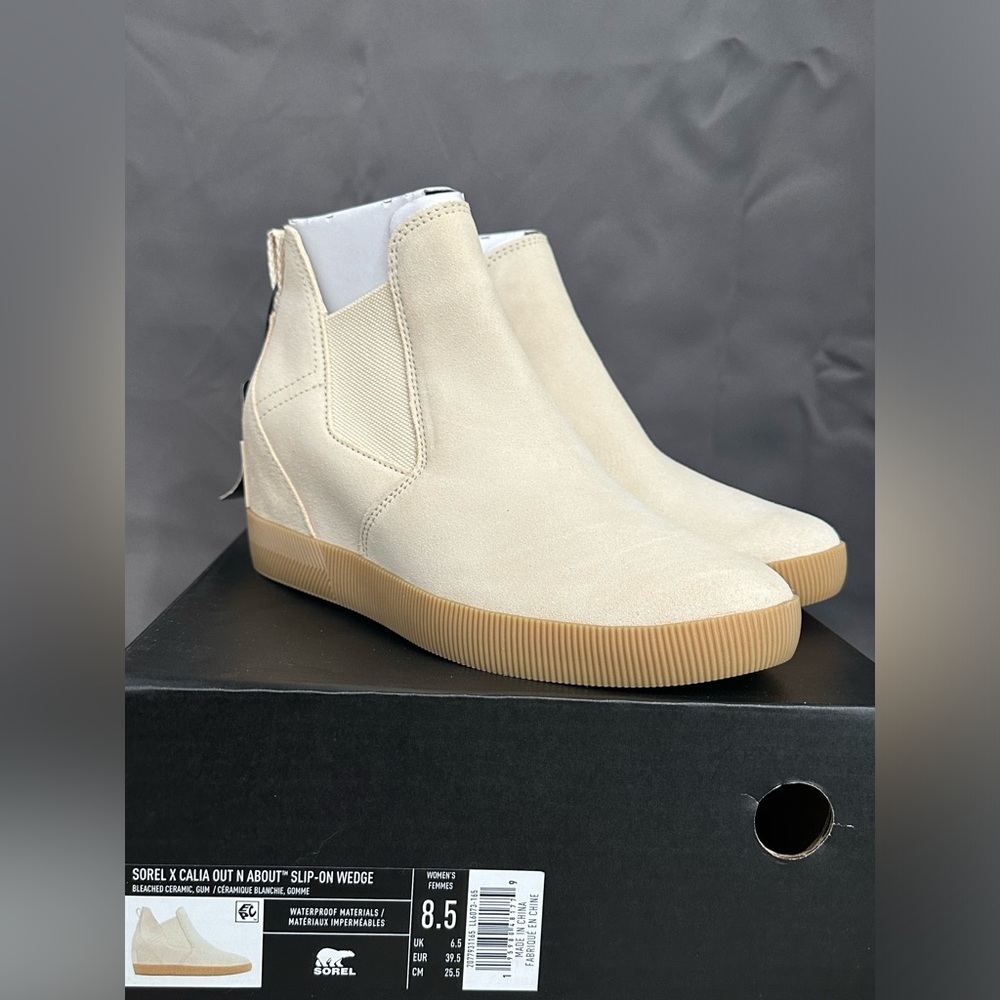NEW IN BOX Sorel x Calis out n about slip-on wedge